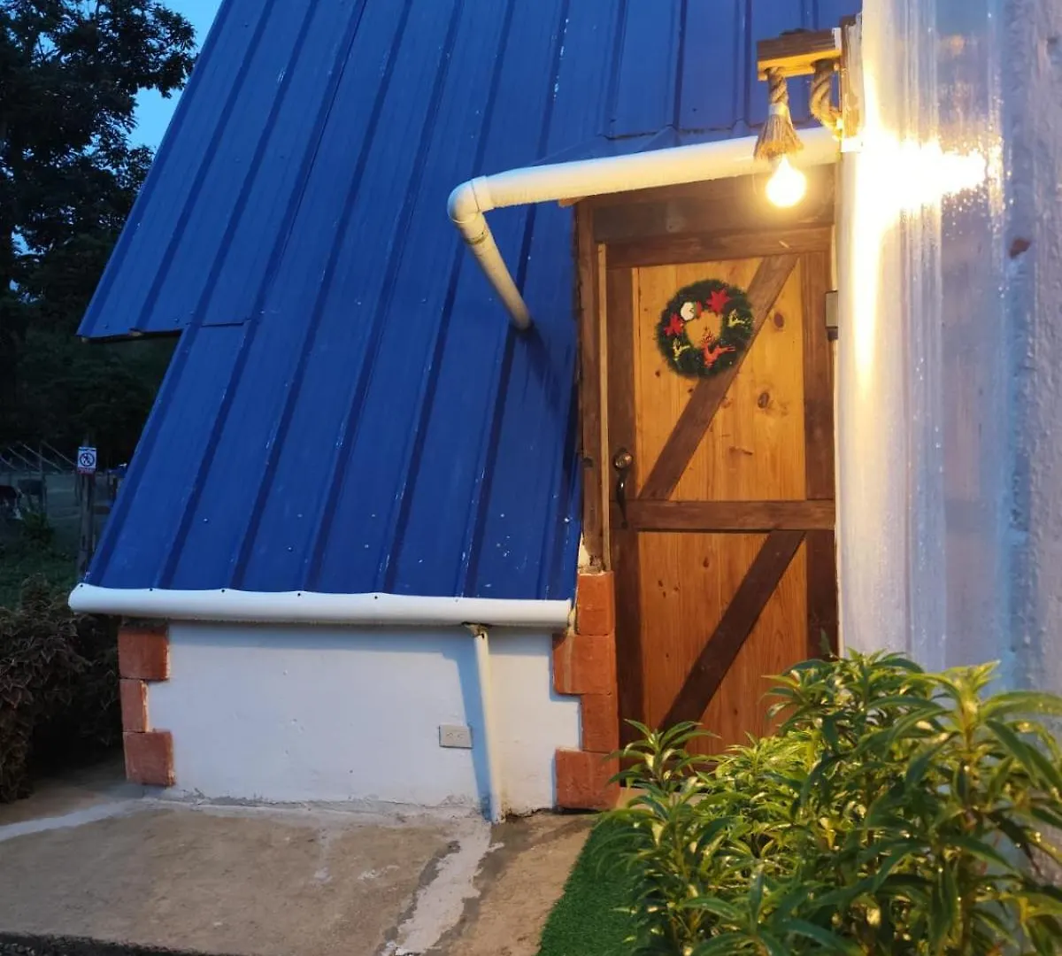 Canada House Queen Bed In 2Nd Floor Dbl Sofa Bed In 1St Floor Bbq Private Pool, River Jarabacoa